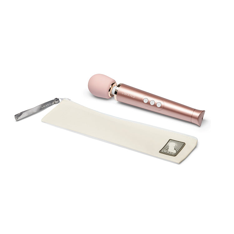 Le_Wand_Petite_Rose_Gold_Massager_Pouch