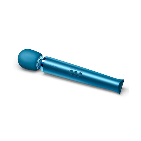 Le_Wand_Rechargeable_Vibrating_Massager_Pacific_Blue_Angle